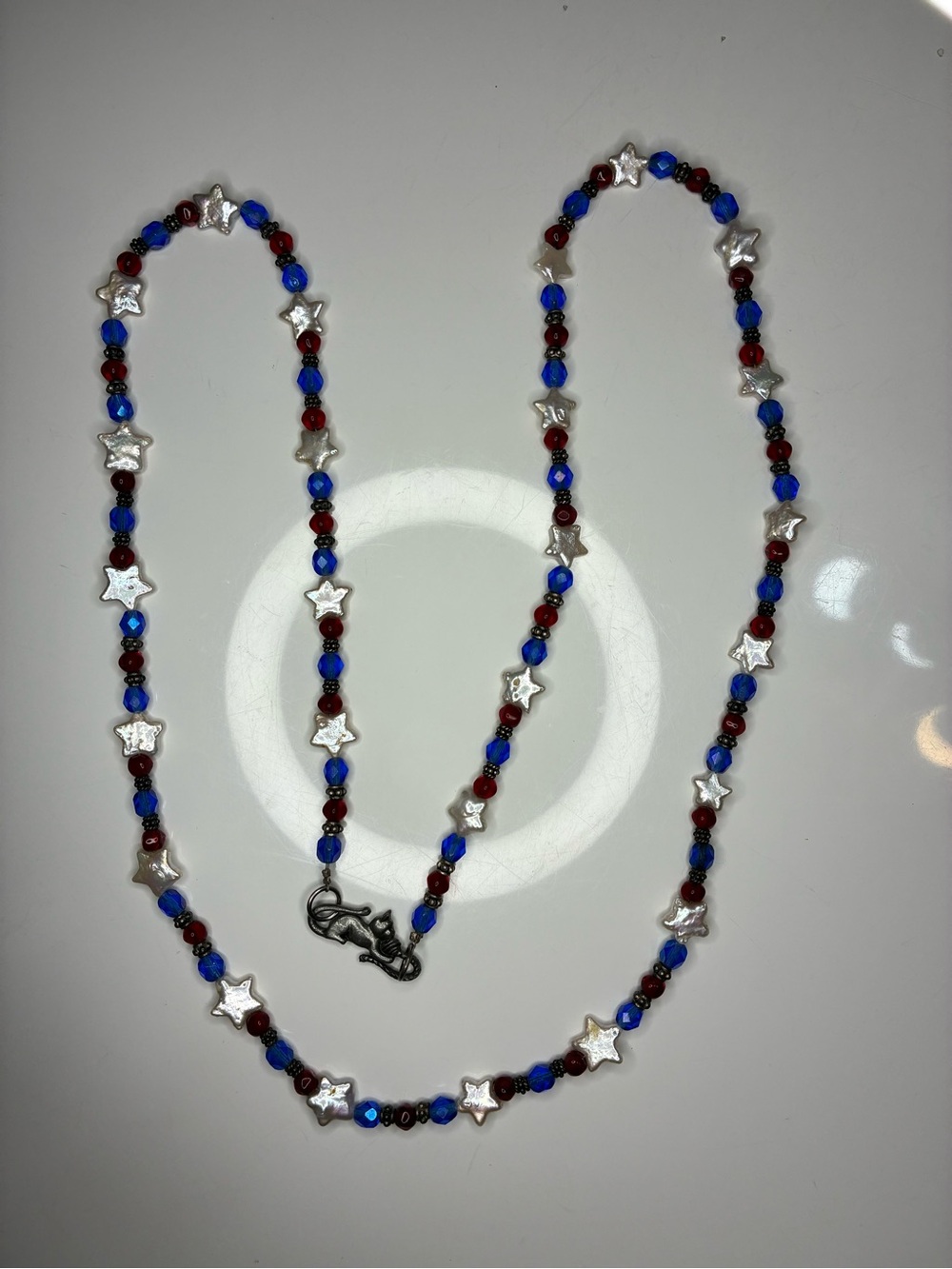 Handmade RD WH BL Austrian Crystal Beaded Star Shaped Baroque Pearl Necklace EUC - Picture 2 of 15